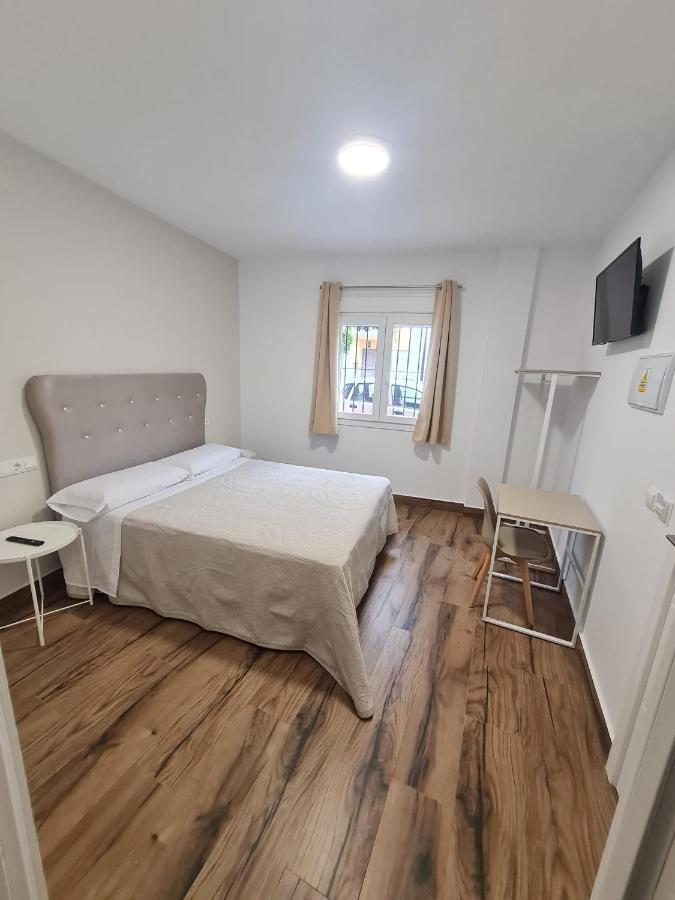 אלחרקה Hostal Santa Ana מראה חיצוני תמונה