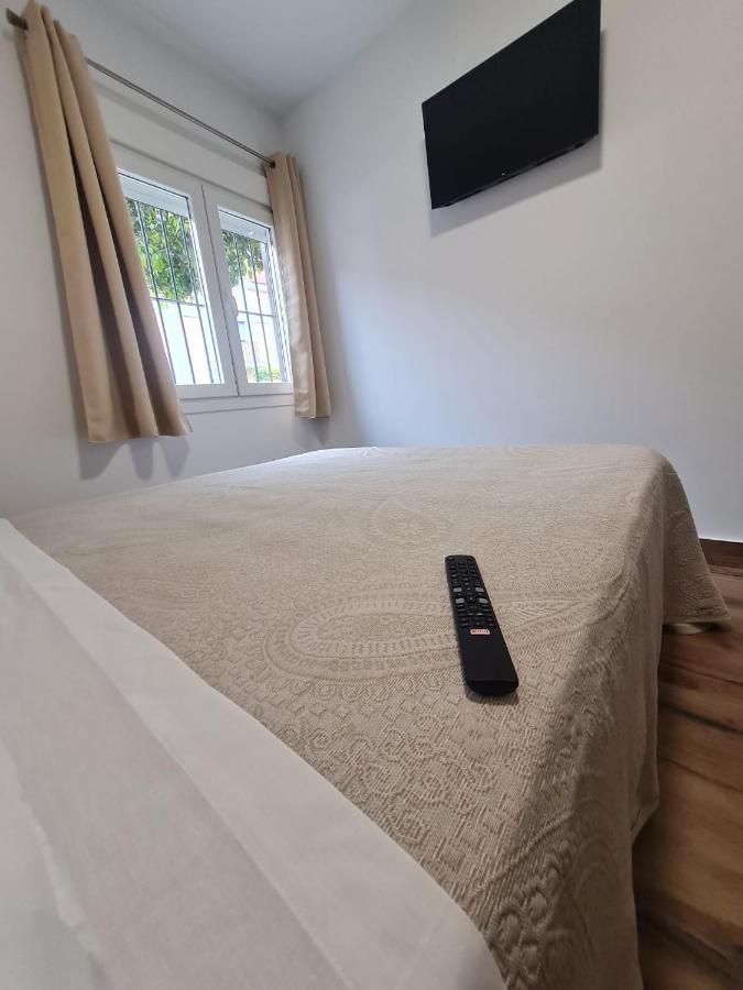 אלחרקה Hostal Santa Ana מראה חיצוני תמונה