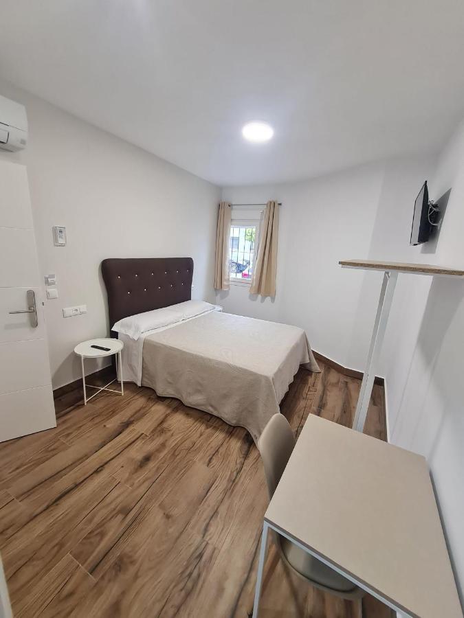 אלחרקה Hostal Santa Ana מראה חיצוני תמונה