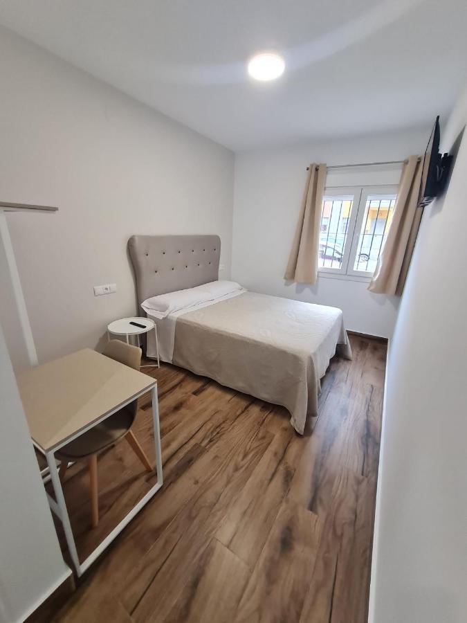 אלחרקה Hostal Santa Ana מראה חיצוני תמונה